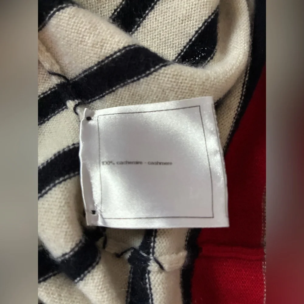 CHANEL vintage cashmere top